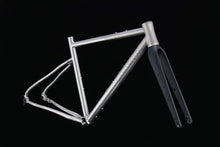 Load image into Gallery viewer, Hi-Light G7.2 Titanium frameset