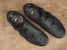 Load image into Gallery viewer, Shimano RP9 SPD-SL size 45 (2nd hand)