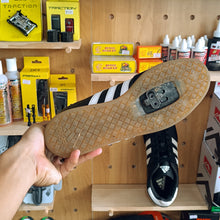 Load image into Gallery viewer, adidas Velosamba size 11 1/2 US (2nd hand)