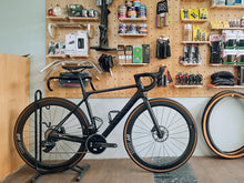 Load image into Gallery viewer, Canyon Endurace CF SLX Size Small (2nd Hand)