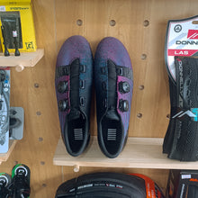 Load image into Gallery viewer, Rapha Pro Team Shoes size 44.5 EU (2nd hand)
