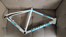 Load image into Gallery viewer, FOCUS Mares AX 3.0 2014 frame (2nd hand)