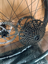 Load image into Gallery viewer, FSA Afterburner WideR MTB Wheelset w/ SRAM Rival cogs 11/42t and Rotor 29er (2nd Hand)