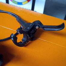 Load image into Gallery viewer, Shimano Brake Lever and Caliper BR/BL-MT501 (2nd hand)