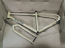 Load image into Gallery viewer, Traction Atlas Frameset size Small