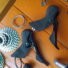 Load image into Gallery viewer, Shimano 105 Hydraulic Groupset (2nd Hand)