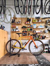 Load image into Gallery viewer, FOCUS Mares All Road GRX size M (Second hand)