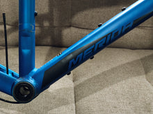 Load image into Gallery viewer, Merida Silex 400 XS alu frame carbon fork (2nd hand)