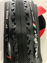 Load image into Gallery viewer, Challenge Tires Gravel Grinder (Tubeless ready)