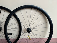 Load image into Gallery viewer, Roval Terra C Wheelset (2nd Hand)