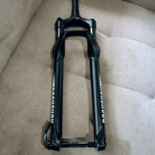 Load image into Gallery viewer, Rockshox 29er Fork Recon RL (2nd Hand)
