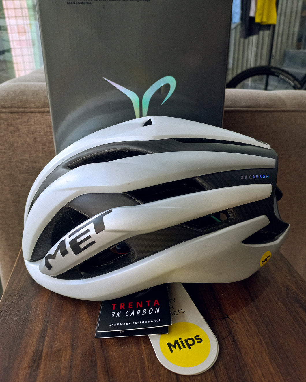 Met Trenta 3K Carbon - LARGE (2nd hand)