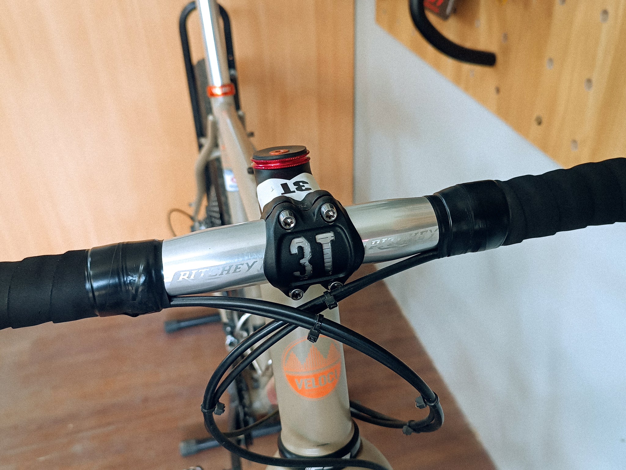 veloci gravel bike Veloci Jimmy Gravel Bike Size 50 (2nd Hand) – Villain Cycles PH