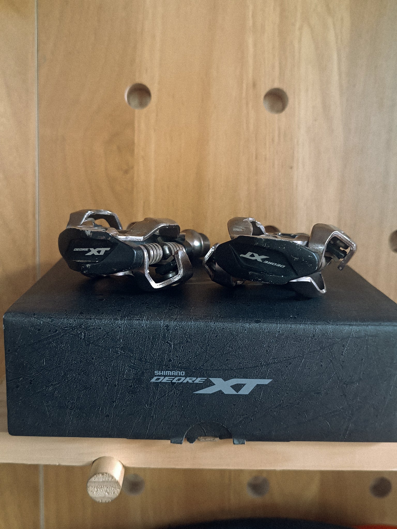 xt m8100 pedale Shimano Deore XT pedals PD-M8100 (2nd hand) – Villain Cycles PH