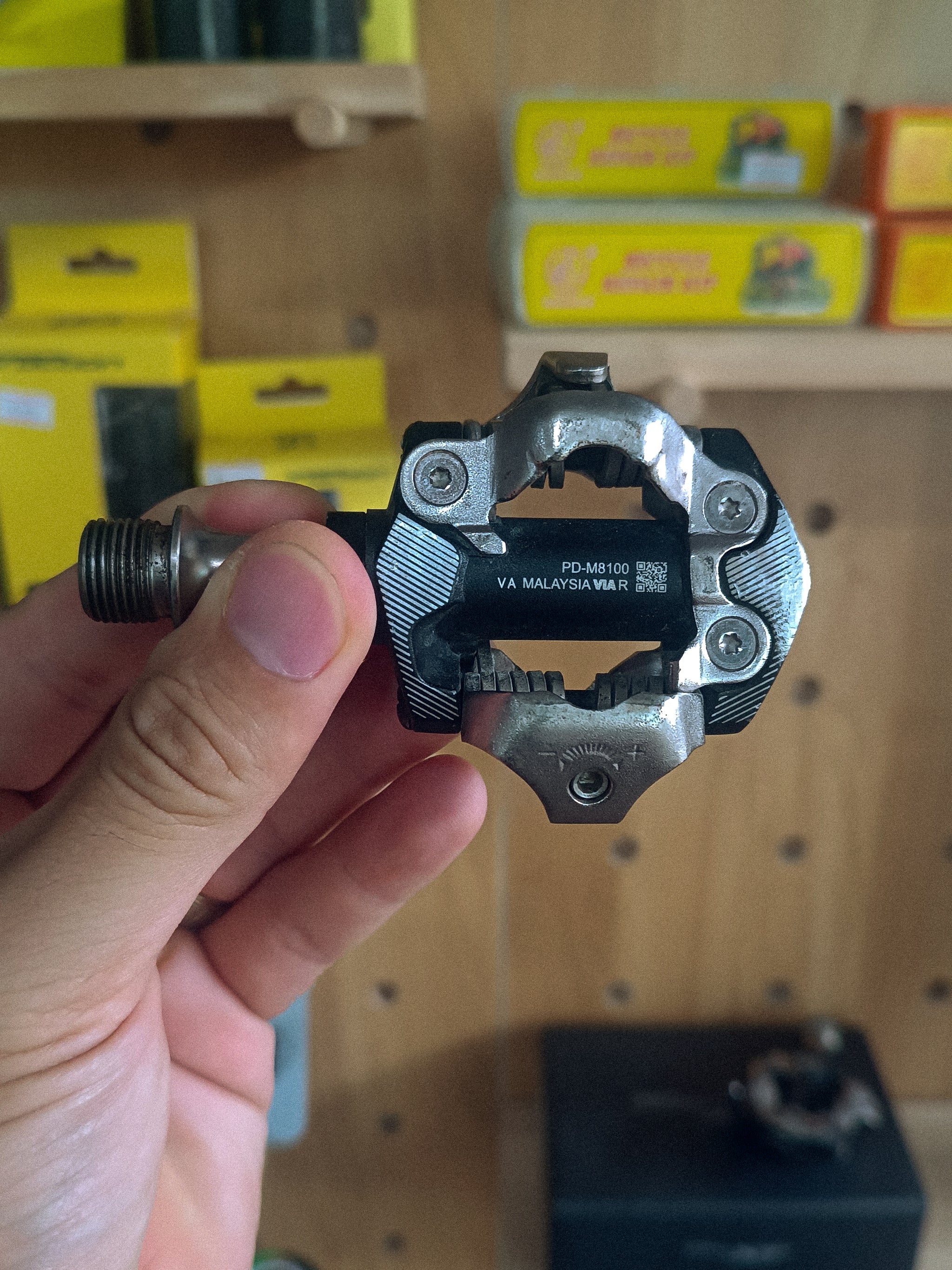 shimano xt m8100 pedals Shimano Deore XT pedals PD-M8100 (2nd hand) – Villain Cycles PH