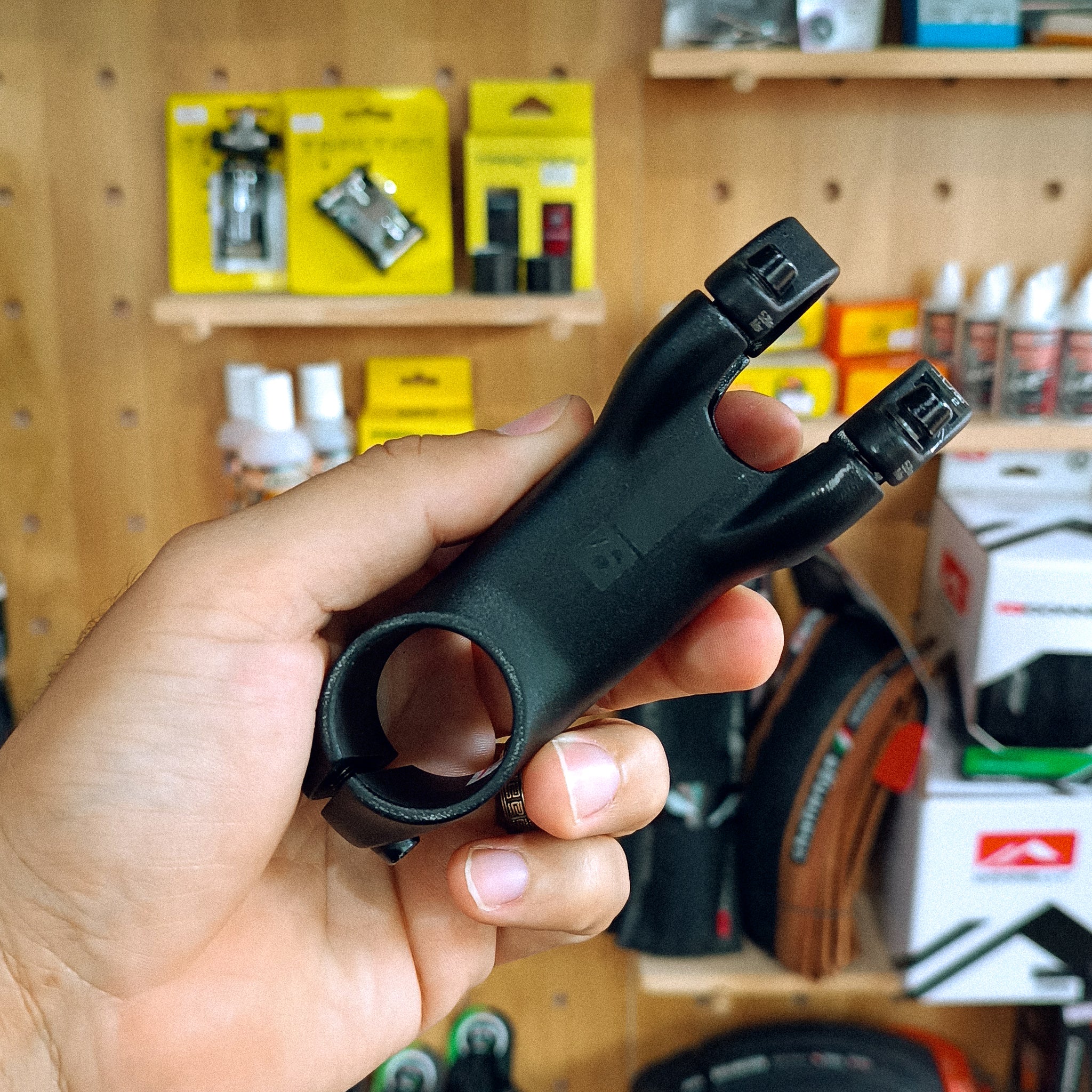 Bontrager Blendr Stem w/ computer mount (2nd hand) – Villain Cycles PH