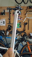 Load image into Gallery viewer, Traction CNC Alloy Seatpost
