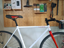 Load image into Gallery viewer, Villain Beatnik Single speed/Fixed gear (2nd hand)
