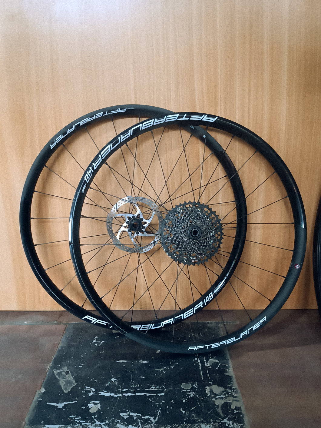 FSA Afterburner WideR MTB Wheelset w/ SRAM Rival cogs 11/42t and Rotor (2nd Hand)