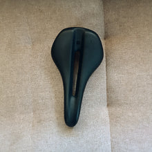 Load image into Gallery viewer, Bontrager Verse Saddle (2nd hand)
