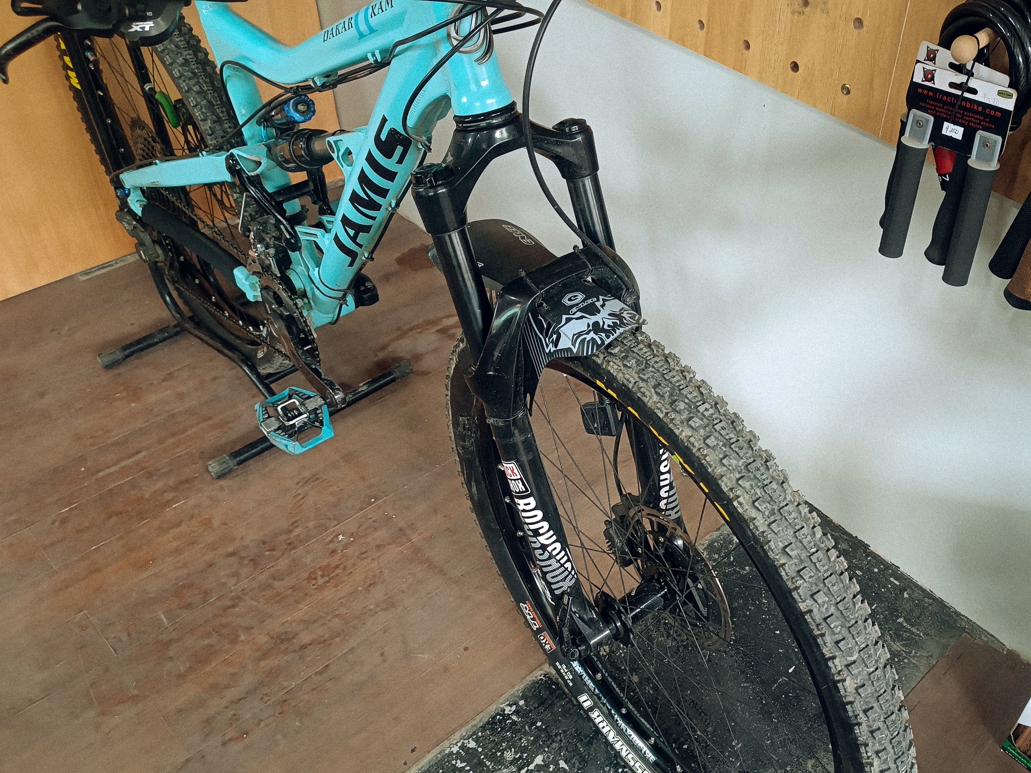 Jamis Dakar Xam II (2nd Hand) – Villain Cycles PH