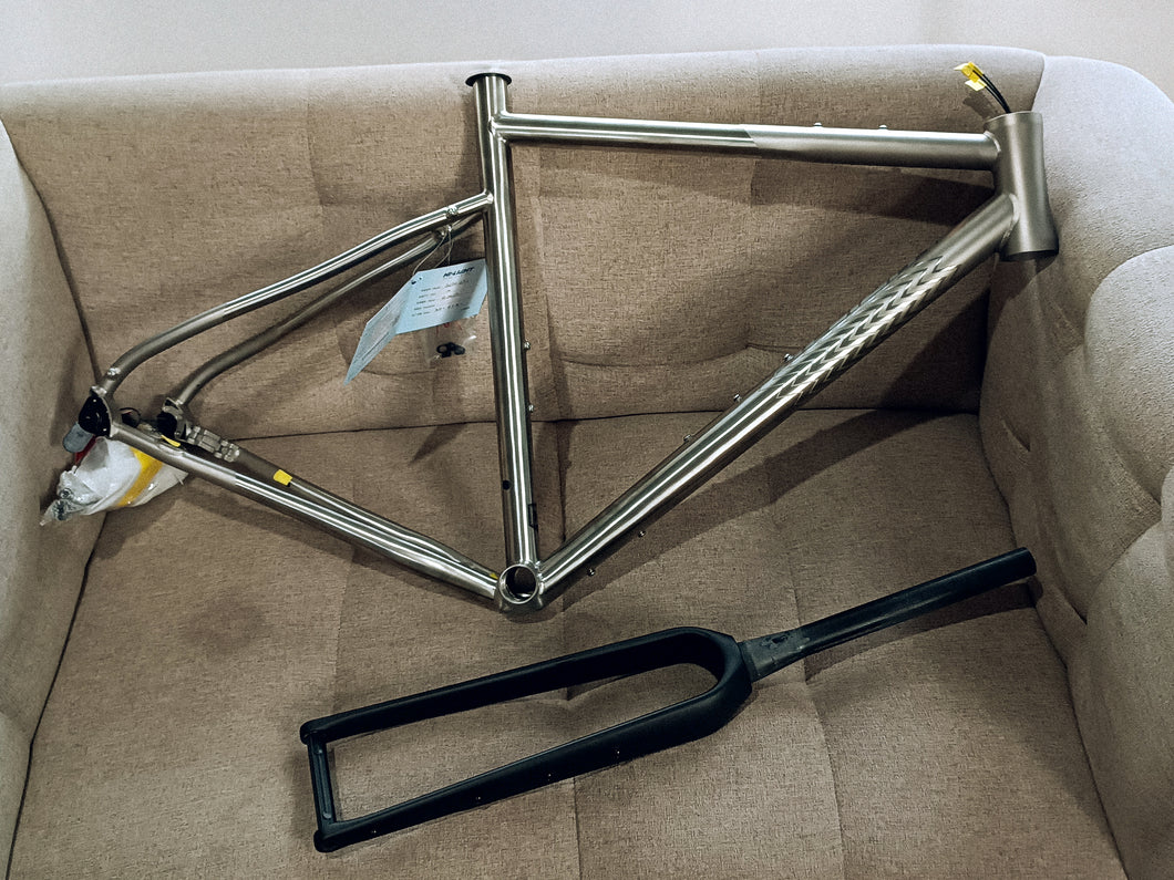 Hi-Light G7.2 Titanium frameset