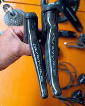 Load image into Gallery viewer, Shimano Dura-Ace R-9150 Di2 11-speed (2nd hand)
