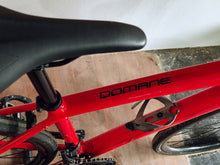 Load image into Gallery viewer, Trek Domane AL2 size 49 (2nd Hand)
