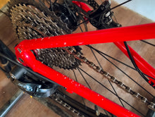 Load image into Gallery viewer, Trek Domane AL2 size 49 (2nd Hand)
