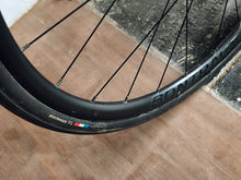 Load image into Gallery viewer, Trek Domane AL2 size 49 (2nd Hand)
