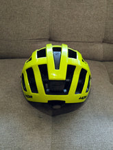 Load image into Gallery viewer, Lazer Compact DLX Helmet (2nd hand)
