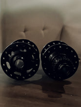 Load image into Gallery viewer, Origin 8 Hubs Front/Rear MICROSPLINE 12-Speed NON-BOOST,THRU-AXLE 32 Holes (2nd Hand - new)
