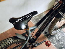 Load image into Gallery viewer, Weapon Hammer (2nd Hand)
