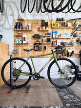 Load image into Gallery viewer, Ritchey Outback  Size Small (2nd hand)
