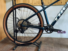 Load image into Gallery viewer, Trek Xcaliber 7 - size small (2nd hand)
