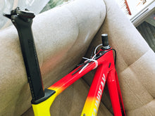Load image into Gallery viewer, Mountainpeak Falcon Gravel Frameset size 47 (2nd hand)
