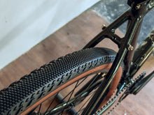 Load image into Gallery viewer, Traction Grrit Crouching Tiger size M
