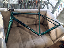 Load image into Gallery viewer, Kespor GSX 2.0 Frameset size 48 (2nd hand)
