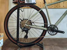 Load image into Gallery viewer, Traction Rover Stone Gray Custom Build Small
