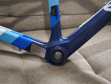 Load image into Gallery viewer, CANYON Inflite CF SL7 Frameset size S with FARSPORTS Handlebar (Second hand)
