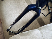 Load image into Gallery viewer, CANYON Inflite CF SL7 Frameset size S with FARSPORTS Handlebar (Second hand)
