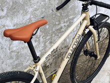 Load image into Gallery viewer, Traction Atlas Drop Bar with Front Rack Size S
