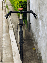 Load image into Gallery viewer, Traction Atlas Drop Bar with Front Rack Size S
