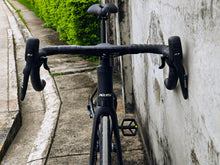 Load image into Gallery viewer, XDS AD300 Road Bike

