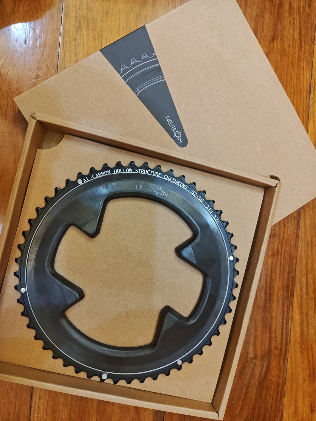 Neutron Carbon Chainring