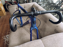 Load image into Gallery viewer, Pinewood Invasor size 50 Frameset (2nd Hand)
