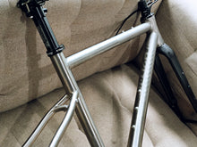 Load image into Gallery viewer, Hi-Light G7.2 Titanium frameset size S (2nd hand)
